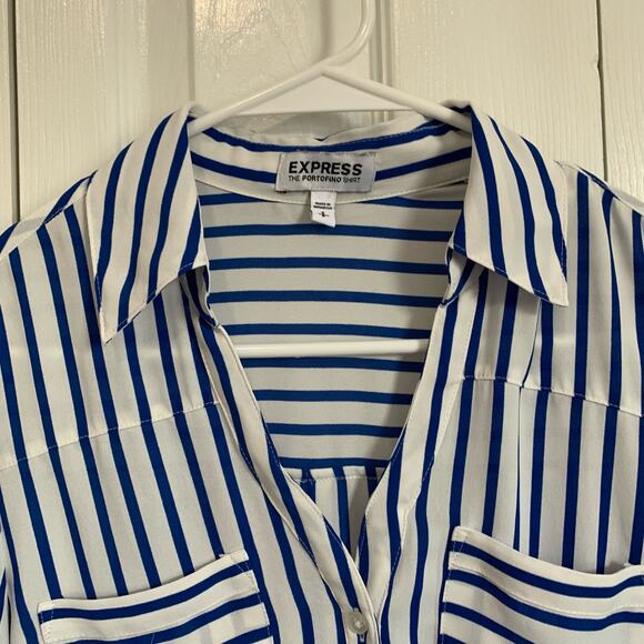 Express portofino blue and white striped button front gauzy blouse small - Picture 3 of 8